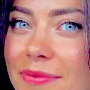 Meet your Posher, Ava